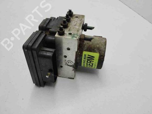 Used ABS pump HYUNDAI i30 Estate (GD) 1.6 CRDi (110 hp) 28894105