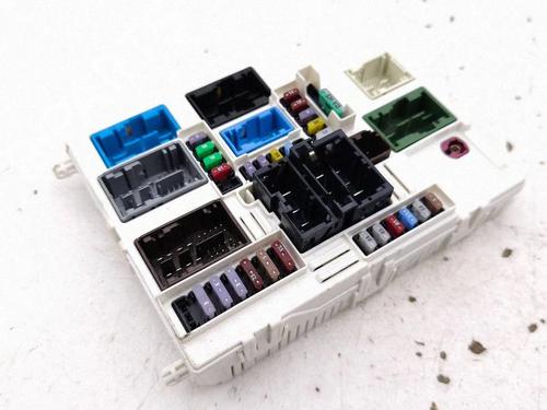 Used Fuse box Fuse box PEUGEOT 5008 III (KA_, KB_, KC_) e-210 (213 hp) 39957024 39957024