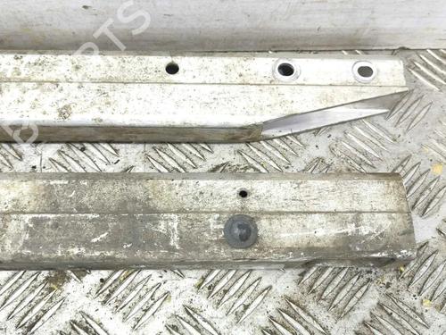 Right front shock absorber MERCEDES-BENZ EQA (H243) EQA 250 (243.701) | BP36062692M17 - Image 9