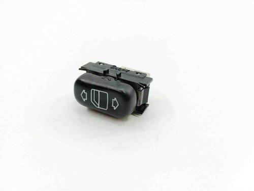 Used Left rear window switch MERCEDES-BENZ S-CLASS (W220, V220) S 320 CDI (220.026, 220.126) (197 hp) 28891982