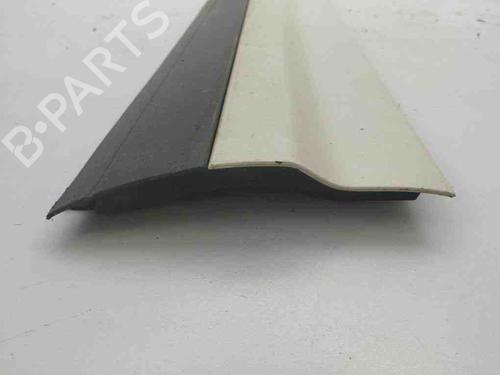 Door moulding trim PORSCHE CAYENNE (92A) 3.0 Diesel | BP28896664C150