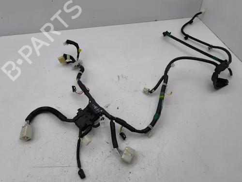 Ledningsnet LEXUS IS C (GSE2_) 350 (GSE21) (318 hp) 28862135