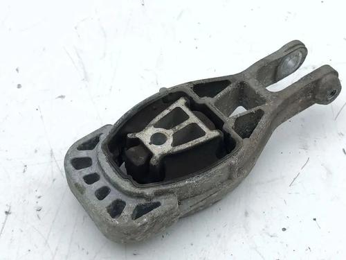 Used Engine mount CHEVROLET TRAX 1.4 (140 hp) 31020775