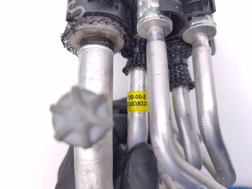 AC pipe TESLA MODEL Y (5YJY) EV Rear-Wheel Drive | BP33229371M126 - Image 8