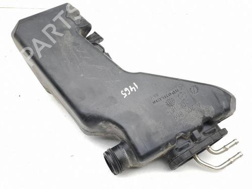 Used Windscreen washer tank Windscreen washer tank 38095253 38095253