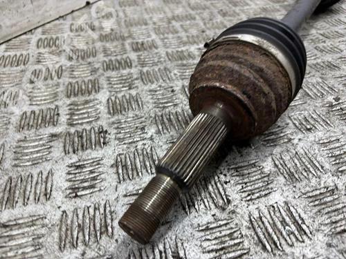 Right front driveshaft TESLA MODEL S (5YJS) 85D AWD | BP36085590M39 - Image 4