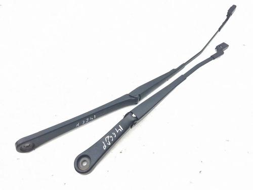 Used Front windshield wiper arm Front windshield wiper arm 38202060 38202060