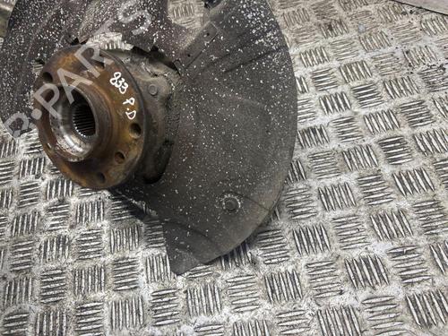 Used Right front steering knuckle BMW X5 (F15, F85) xDrive 40 d (313 hp) 30724042