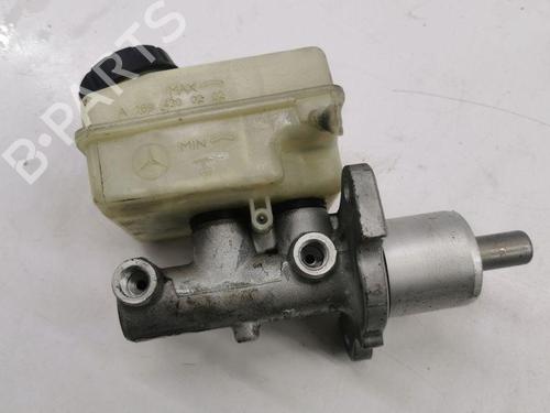 Used Brake master cylinder MERCEDES-BENZ B-CLASS Sports Tourer (W245) B 200 CDI (245.208) (140 hp) 28889516