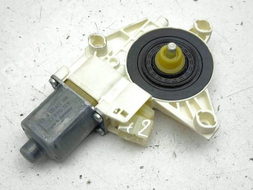 Used Right rear window motor Right rear window motor MERCEDES-BENZ GLK-CLASS (X204) 220 CDI (204.902) (170 hp) 28880751 28880751