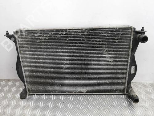 Used Water radiator Water radiator 33241186 33241186