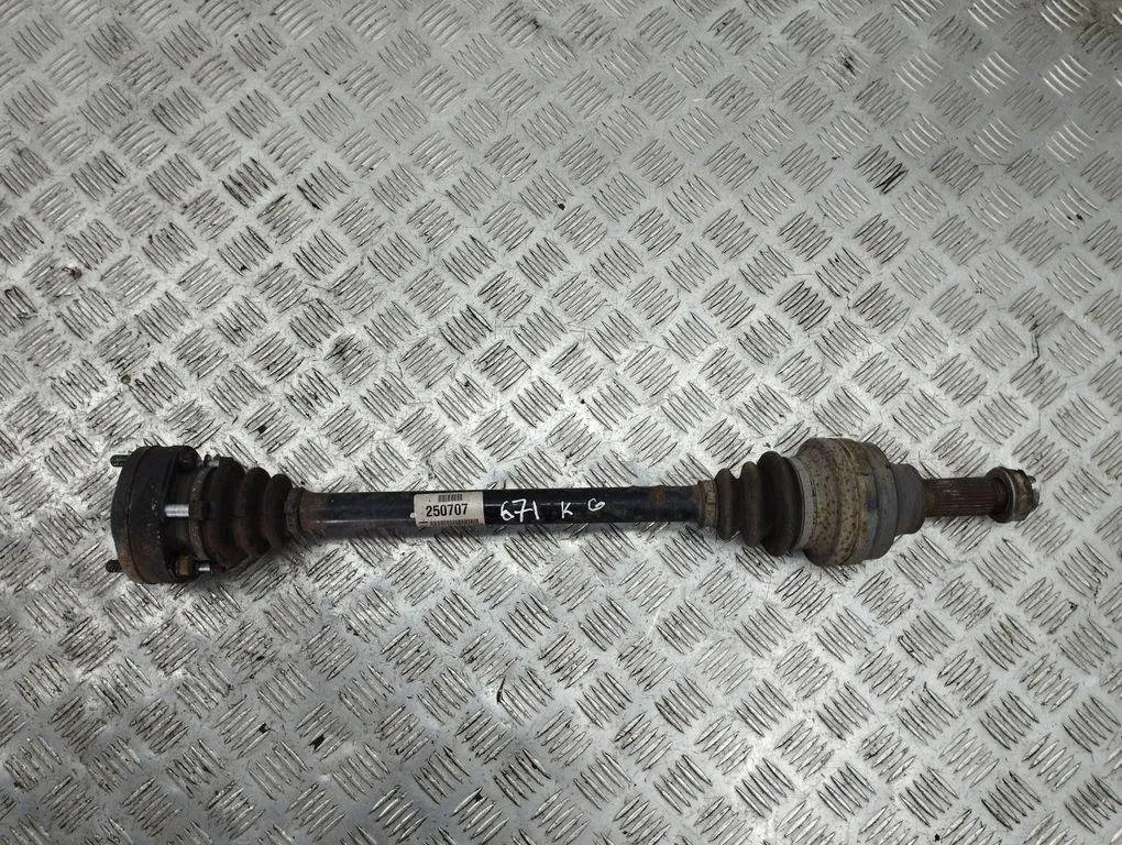 Left rear driveshaft – Maserati QUATTROPORTE V 4.2 (2004-2026)