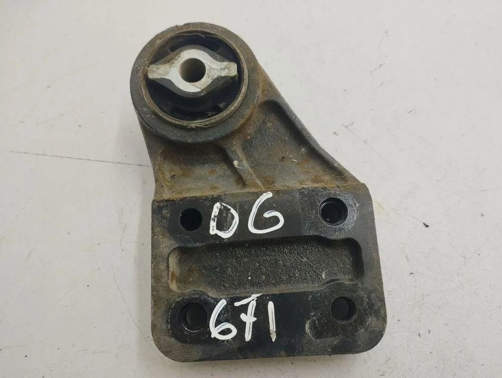 Support – Maserati QUATTROPORTE V 4.2 (2004-2026)