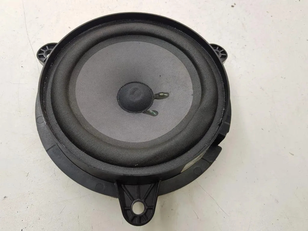 Speaker – Maserati QUATTROPORTE V 4.2 (2004-2026)
