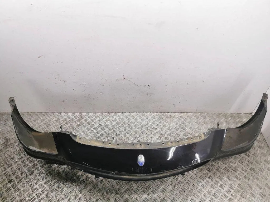 Front bumper – Maserati QUATTROPORTE V 4.2 (2004-2026)
