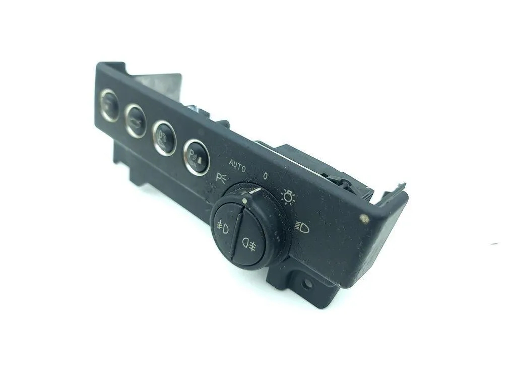 Switch – Maserati QUATTROPORTE V 4.2 (2004-2026)
