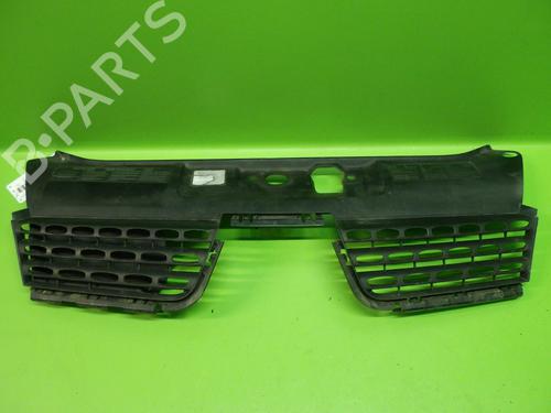Used Grille RENAULT CLIO II (BB_, CB_) 1.2 16V (BB05, BB0W, BB11, BB27, BB2T, BB2U, BB2V, CB05,... (75 hp) 32376243