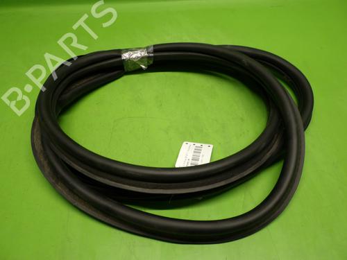 Rubber door seal OPEL GRANDLAND / GRANDLAND X (A18, P1UO) 1.2 (75) | BP19169943C142 