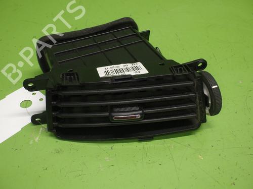 Used Air vent HYUNDAI i30 (FD) 1.6 (126 hp) 30582387