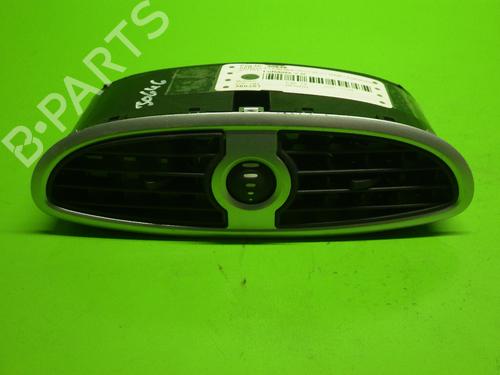Used Air vent RENAULT CLIO III Grandtour (KR0/1_) 1.2 16V (KR0P) (101 hp) 14735473