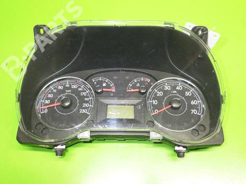 Used Instrument cluster FIAT GRANDE PUNTO (199_) 1.2 (65 hp) 6381000