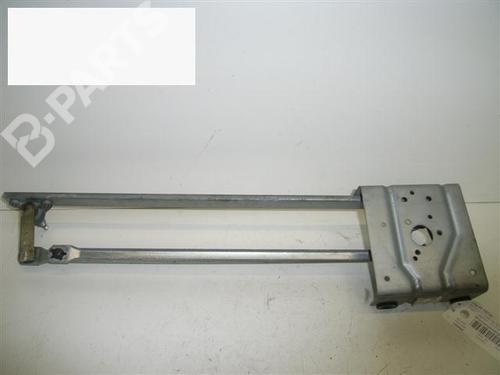 Used Front wipers mechanism OPEL ARENA Van (TB, TF) 1.9 D (60 hp) 6347502