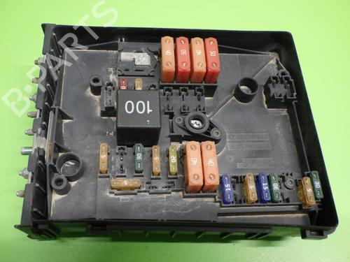 Used Fuse box VW TOURAN (1T1, 1T2) 1.9 TDI (105 hp) 15189321