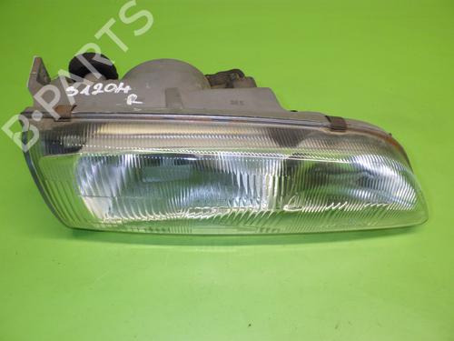 Used Right headlight HYUNDAI H100 Van 2.5 D (78 hp) 15775590
