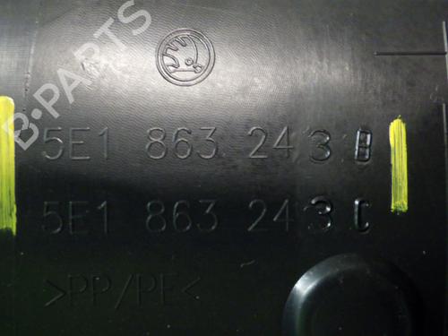 Cup/Object holder SKODA OCTAVIA III Combi (5E5, 5E6) 2.0 TDI | BP29984765I37