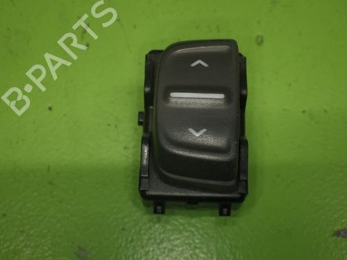 Pulsantiera anteriore destra DACIA SANDERO 1.2 16V (75 hp) 33221280