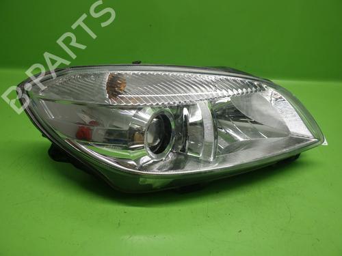 Used Right headlight SKODA FABIA II (542) 1.2 TSI (86 hp) 28711813