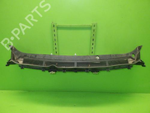 Used Grille FORD TRANSIT COURIER B460 Box Body/MPV 1.6 TDCi (95 hp) 28504284