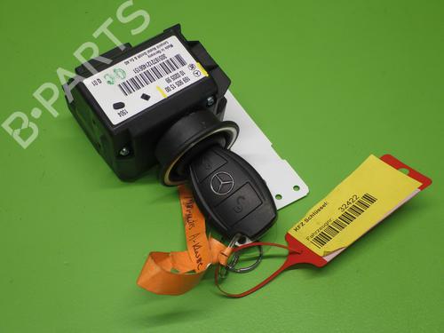 Clé de contact MERCEDES-BENZ A-CLASS (W169) A 170 (169.032, 169.332) (116 hp) 31984215