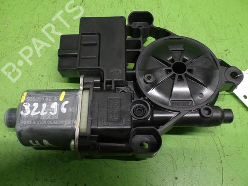 Right rear window motor SKODA OCTAVIA III Combi (5E5, 5E6) 2.0 TDI | BP29739944E22 