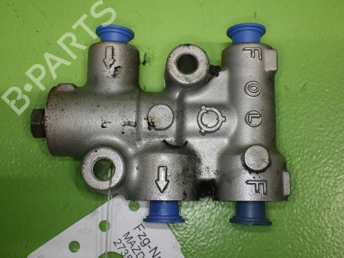 Used Electronic sensor MAZDA MX-5 II (NB) 1.6 16V (NB6C) (110 hp) 32276182