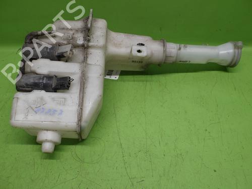 Used Windscreen washer tank MAZDA 323 F VI Hatchback (BJ) 1.5 16V (BJ5W) (88 hp) 29622085