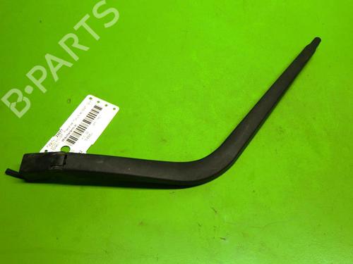 Used Rear windshield wiper arm LAND ROVER FREELANDER I (L314) 2.0 Td4 4x4 (112 hp) 14728605