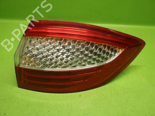 Used Right taillight FORD MONDEO IV Turnier (BA7) 2.0 TDCi (115 hp) 28176429