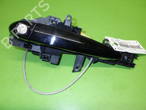 Used Front left exterior door handle BMW 1 (E81) 116 i (122 hp) 17560474
