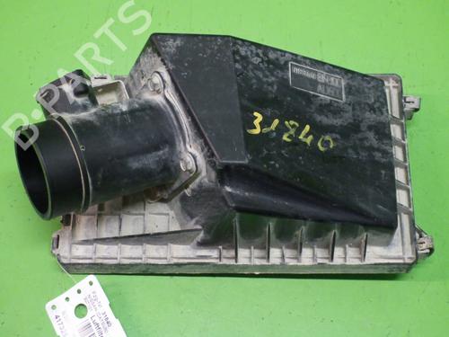Used Air filter box NISSAN X-TRAIL I (T30) 2.2 Di 4x4 (114 hp) 22376381