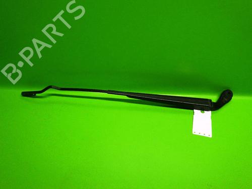 Used Front windshield wiper arm CHRYSLER VOYAGER / GRAND VOYAGER III (GS_, NS_) 2.0 i (133 hp) 14707238