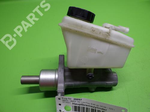 Used Brake master cylinder BMW 3 (E46) 320 d (136 hp) 11817712