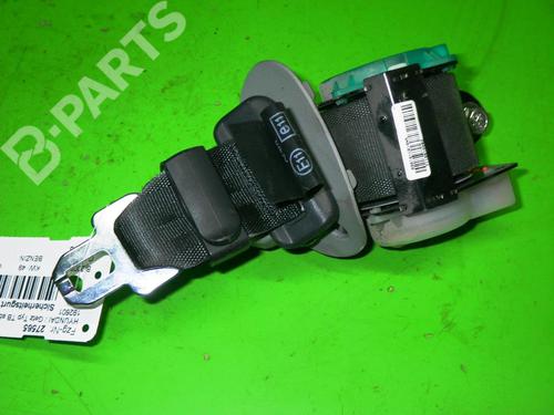 Used Rear center seatbelt HYUNDAI GETZ (TB) 1.1 (67 hp) 6636886