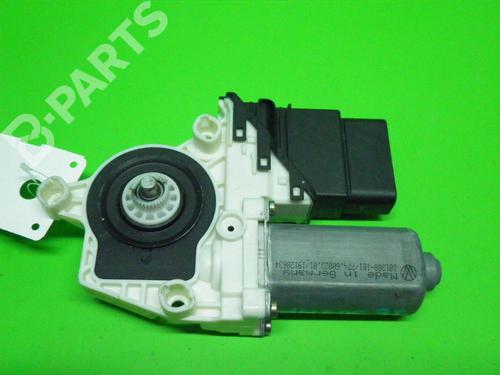 Rudehejsemotor bagstkærm højre SEAT LEON (1M1) 1.6 16 V (105 hp) 6655387