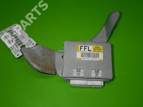 Used ECU airbags TOYOTA PICNIC (_XM1_) 2.0 16V (SXM10_, SXM10G) (128 hp) 6367868