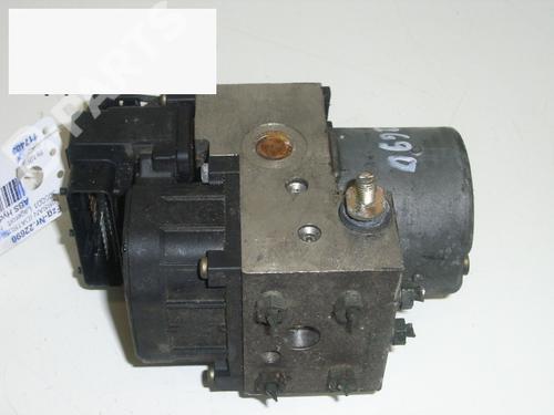 Used ABS pump NISSAN PRIMERA Traveller (WP11) 2.0 16V (131 hp) 6340337
