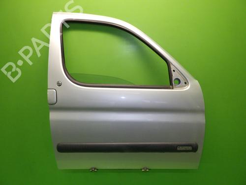 Used Right front door Right front door 37226872 37226872
