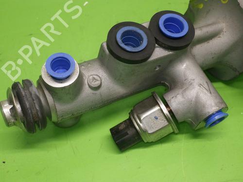 Hovedbremsecylinder MERCEDES-BENZ C-CLASS (W203) C 200 Kompressor (203.042) | BP24301168M77 