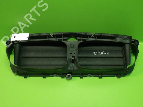 Used Air vent BMW 5 Touring (F11) 530 d xDrive (258 hp) 32128294