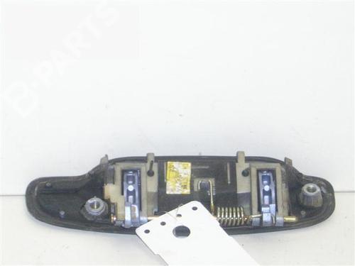 Høyre bak utvendig håndtak HYUNDAI GETZ (TB) 1.3 i | BP6346659C130 